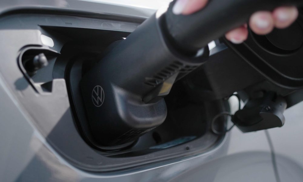 VW ID.4 and ID. Buzz owners to gain access to Tesla Superchargers