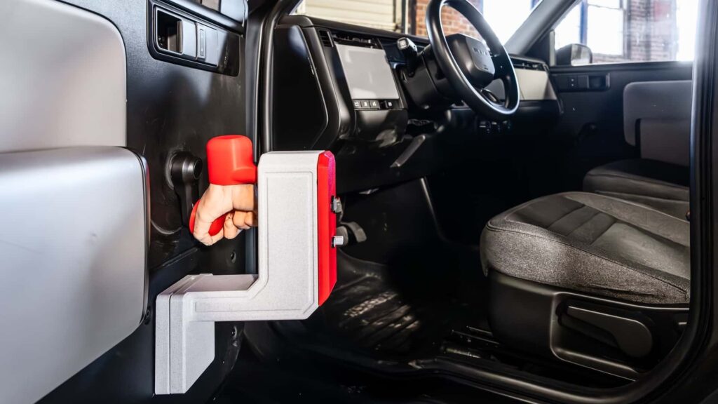 The Innovative Solution for the Slate Truck’s Roll-Down Windows