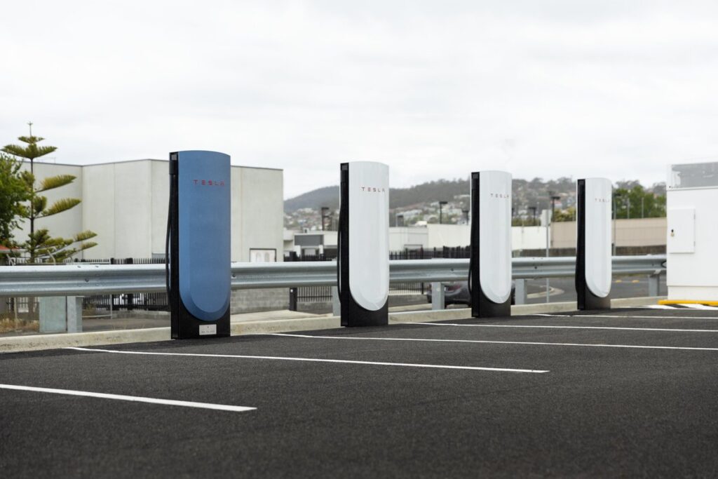 Tesla’s Supercharger Network Grows to 75,000 Stations, Adds 5,000 in Just Five Months