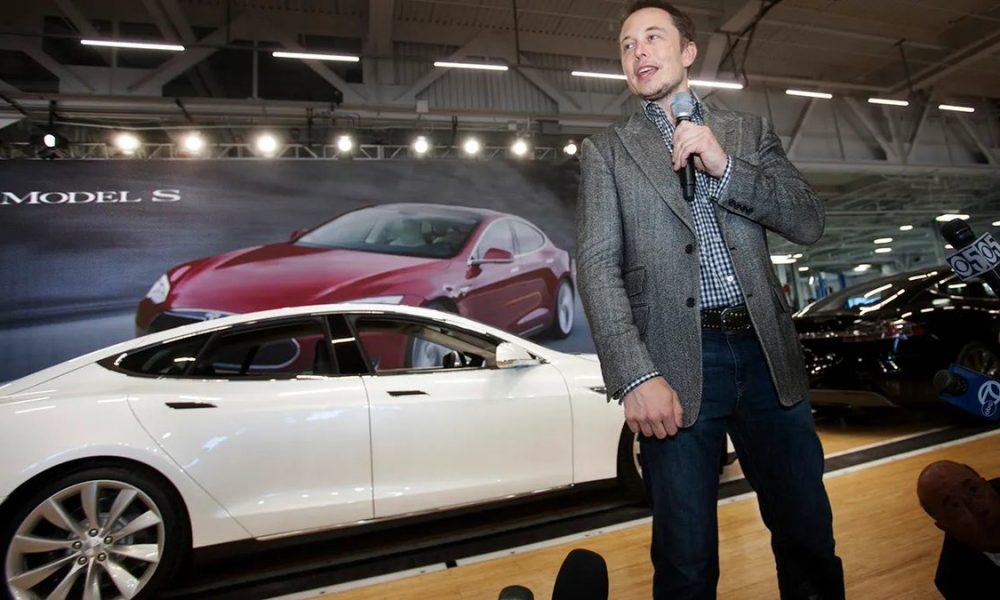 Elon Musk teases “official ceremony” to bid farewell to Tesla Model S and Model X with nostalgic photo