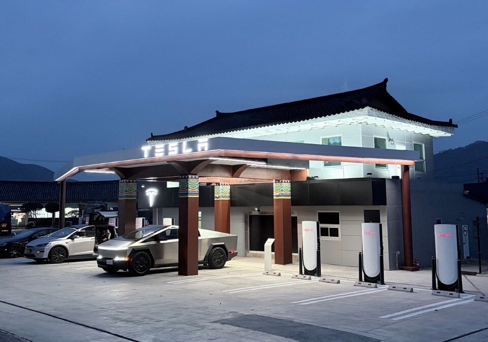 Tesla Repurposes Former Gas Station for Supercharger in South Korea