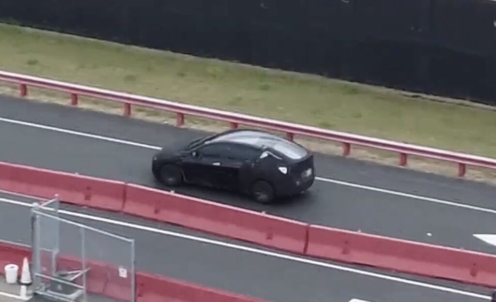 Tesla Model Y L Spotted Testing in Fremont Ahead of North American Debut